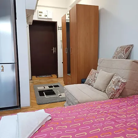 Apartment Azman *